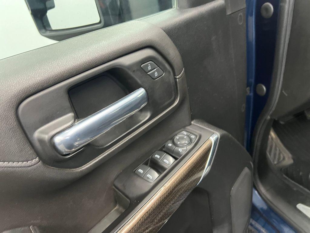 used 2022 Chevrolet Silverado 2500 car, priced at $41,998