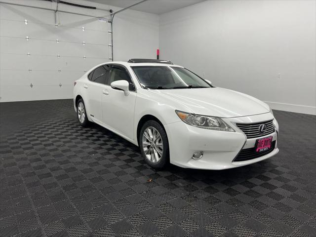 used 2013 Lexus ES 300h car, priced at $12,598