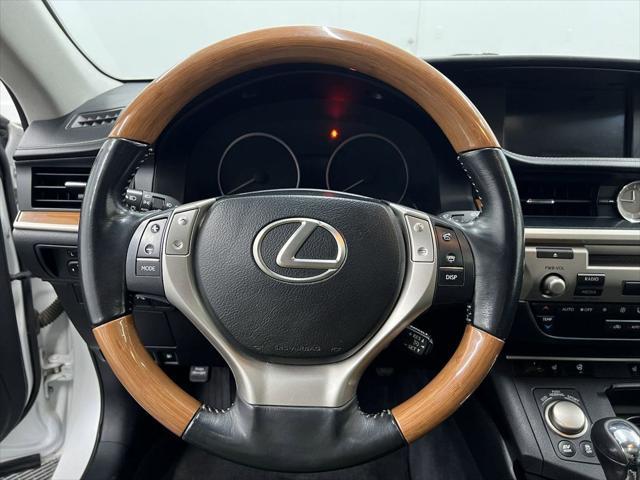 used 2013 Lexus ES 300h car, priced at $12,598