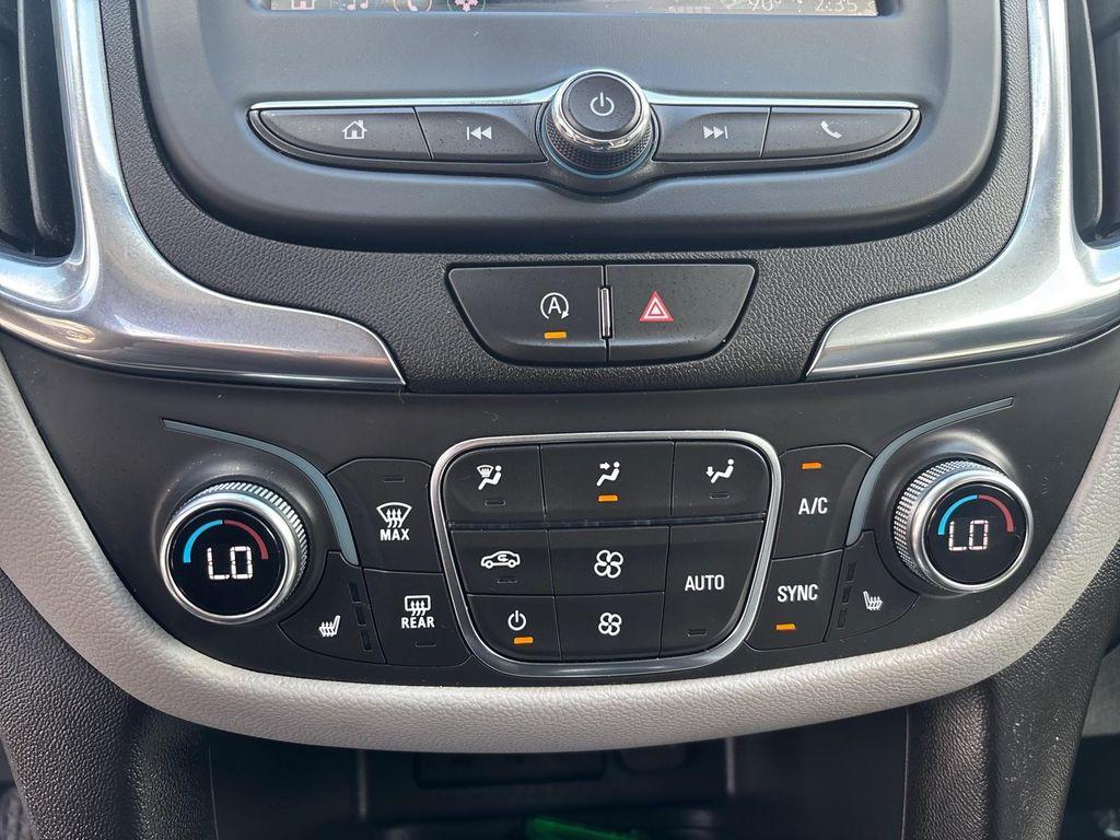 used 2023 Chevrolet Equinox car, priced at $17,994