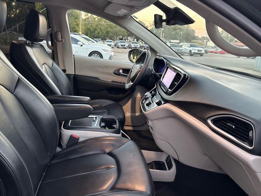 used 2023 Chrysler Pacifica car, priced at $21,484