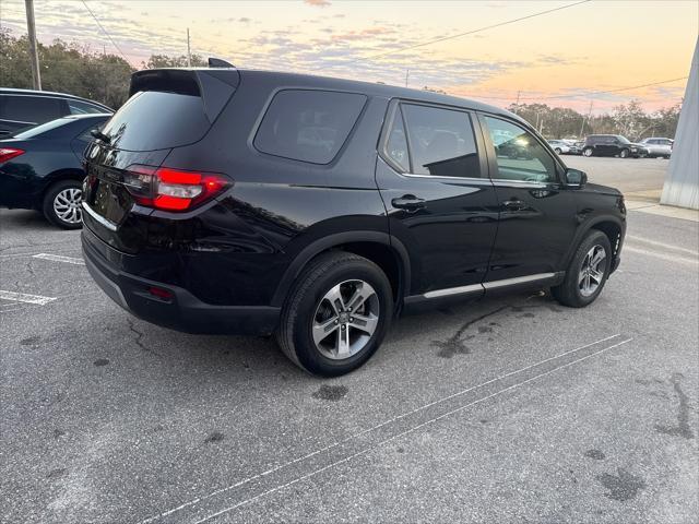 used 2025 Honda Pilot car, priced at $36,484