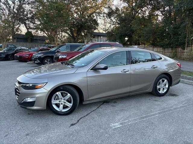 used 2024 Chevrolet Malibu car, priced at $17,994