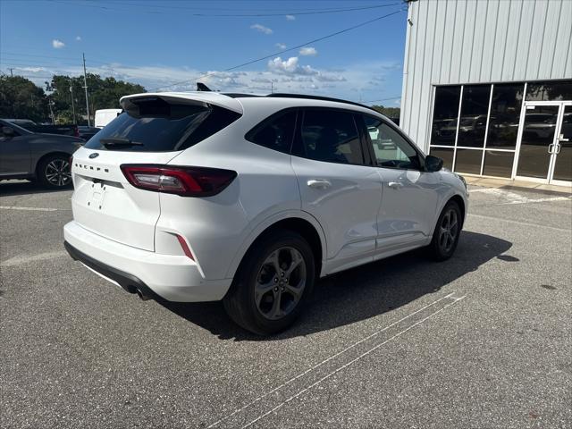used 2023 Ford Escape car, priced at $18,994