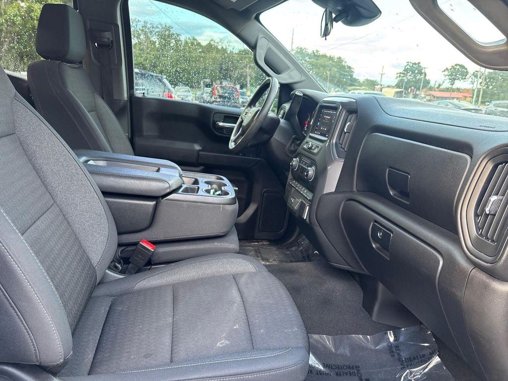 used 2024 Chevrolet Silverado 1500 car, priced at $28,994