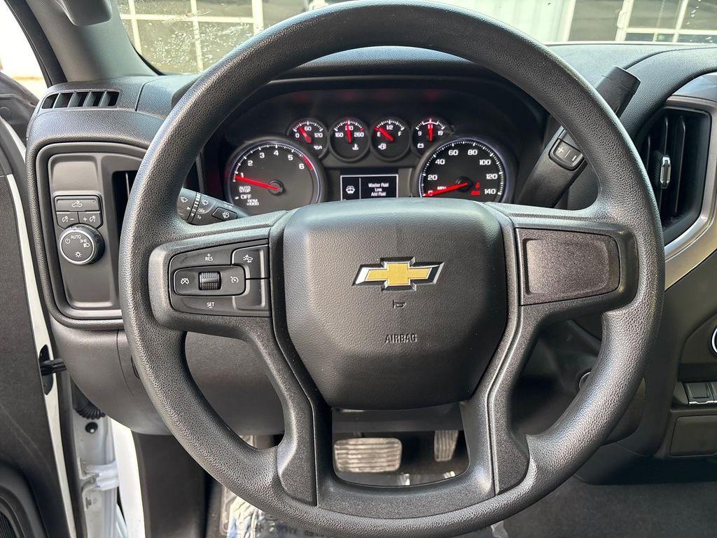 used 2024 Chevrolet Silverado 1500 car, priced at $28,994