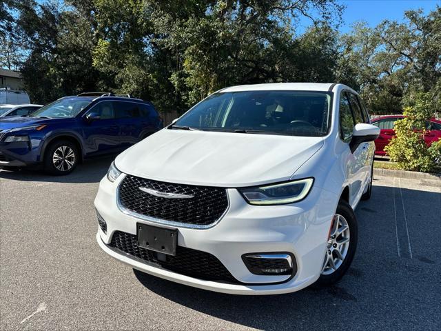 used 2023 Chrysler Pacifica car, priced at $23,994