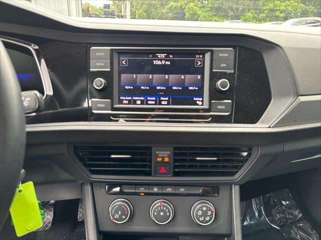 used 2024 Volkswagen Jetta car, priced at $16,994