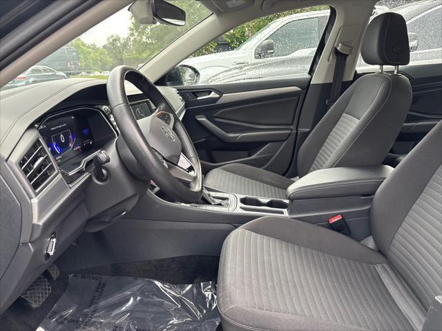 used 2024 Volkswagen Jetta car, priced at $15,899