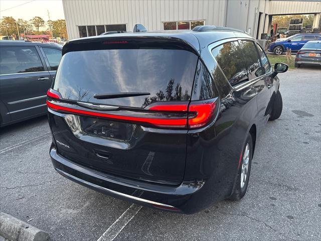 used 2022 Chrysler Pacifica car, priced at $17,994