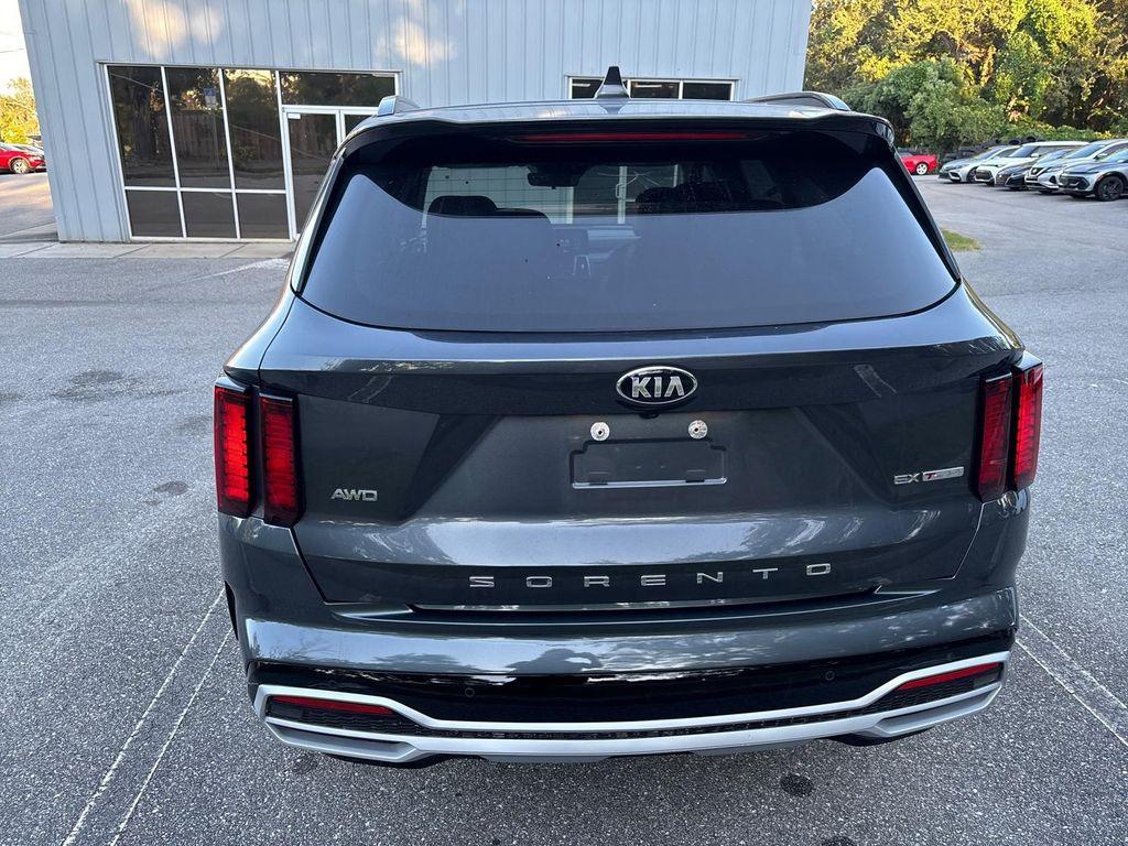 used 2021 Kia Sorento car, priced at $15,799
