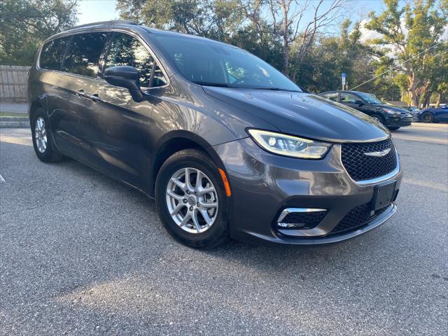 used 2022 Chrysler Pacifica car, priced at $20,884