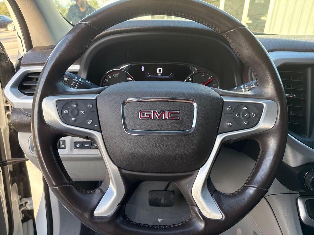 used 2022 GMC Acadia car, priced at $25,699