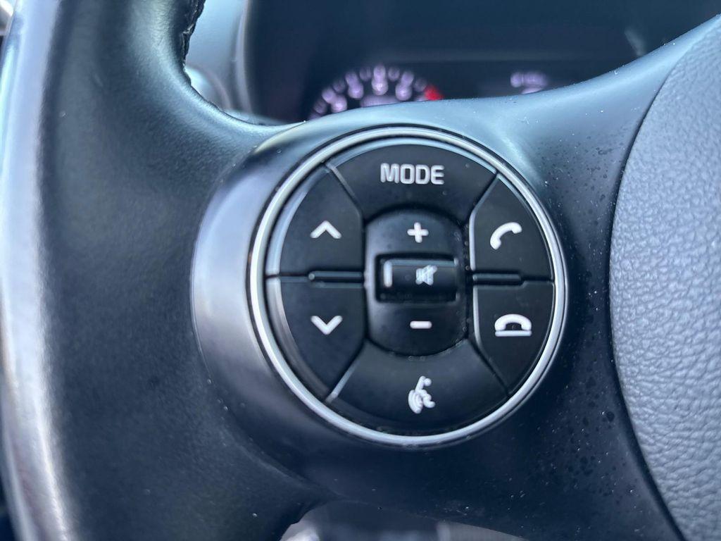 used 2021 Kia Soul car, priced at $12,999