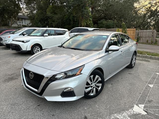 used 2022 Nissan Altima car, priced at $15,484