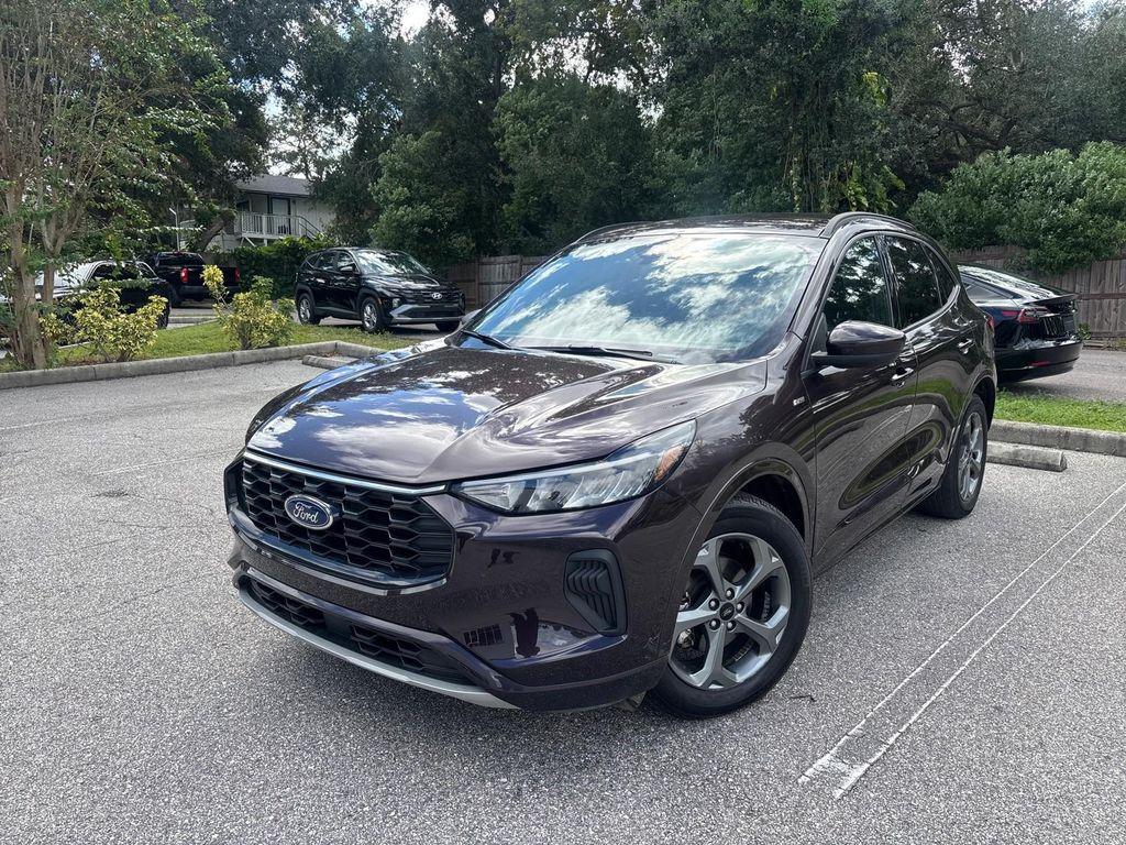 used 2023 Ford Escape car, priced at $15,999