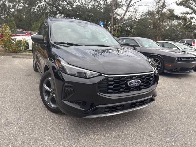 used 2023 Ford Escape car, priced at $19,484