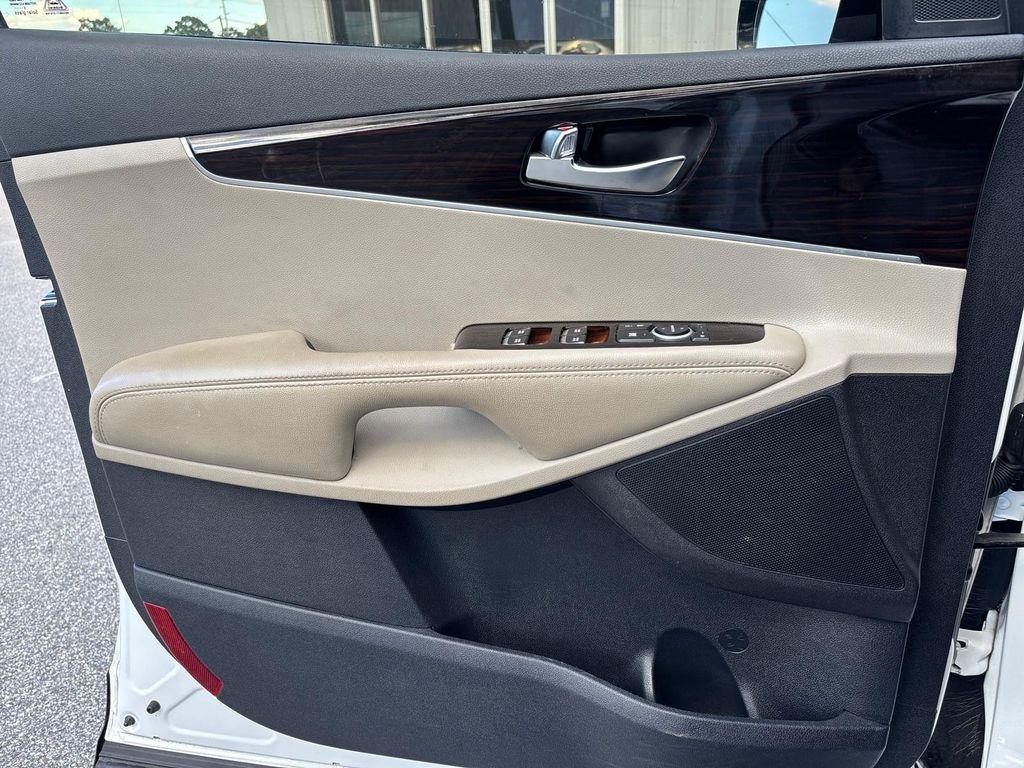 used 2019 Kia Sorento car, priced at $12,799