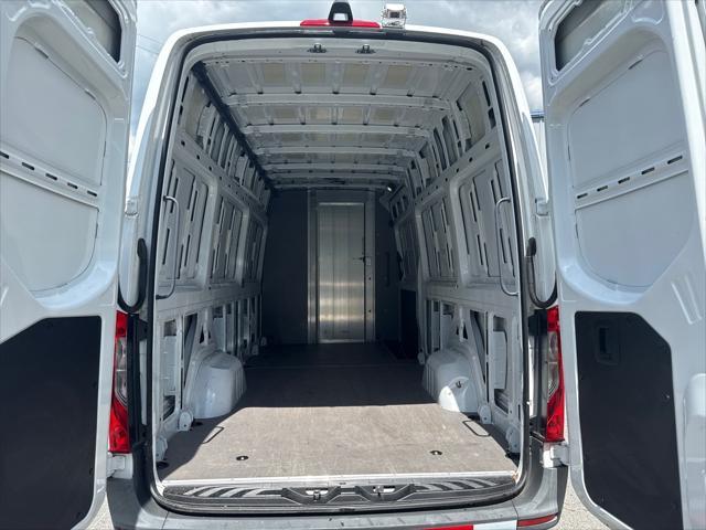 used 2020 Mercedes-Benz Sprinter 2500 car, priced at $31,994