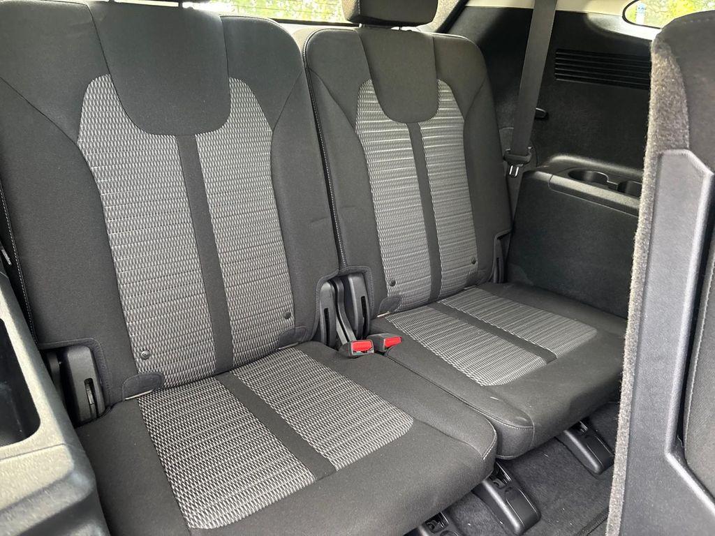 used 2022 Kia Sorento car, priced at $21,399