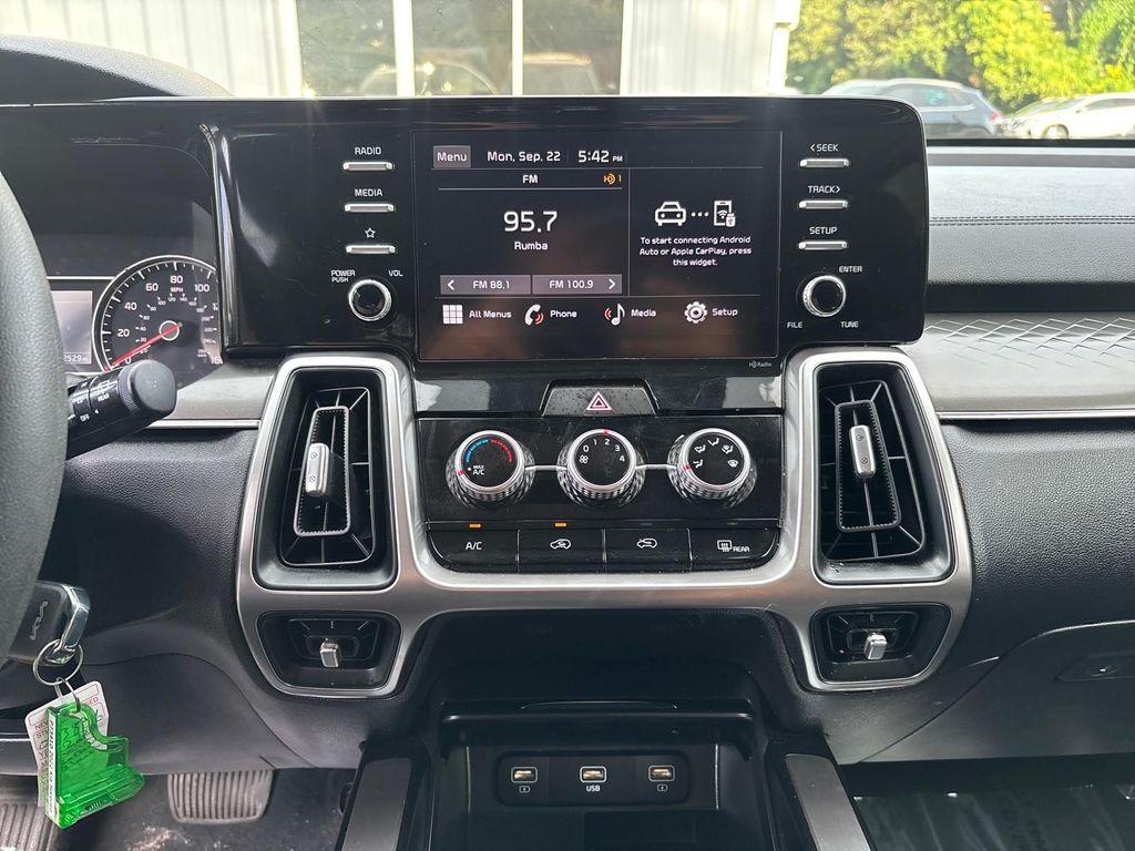 used 2022 Kia Sorento car, priced at $21,399