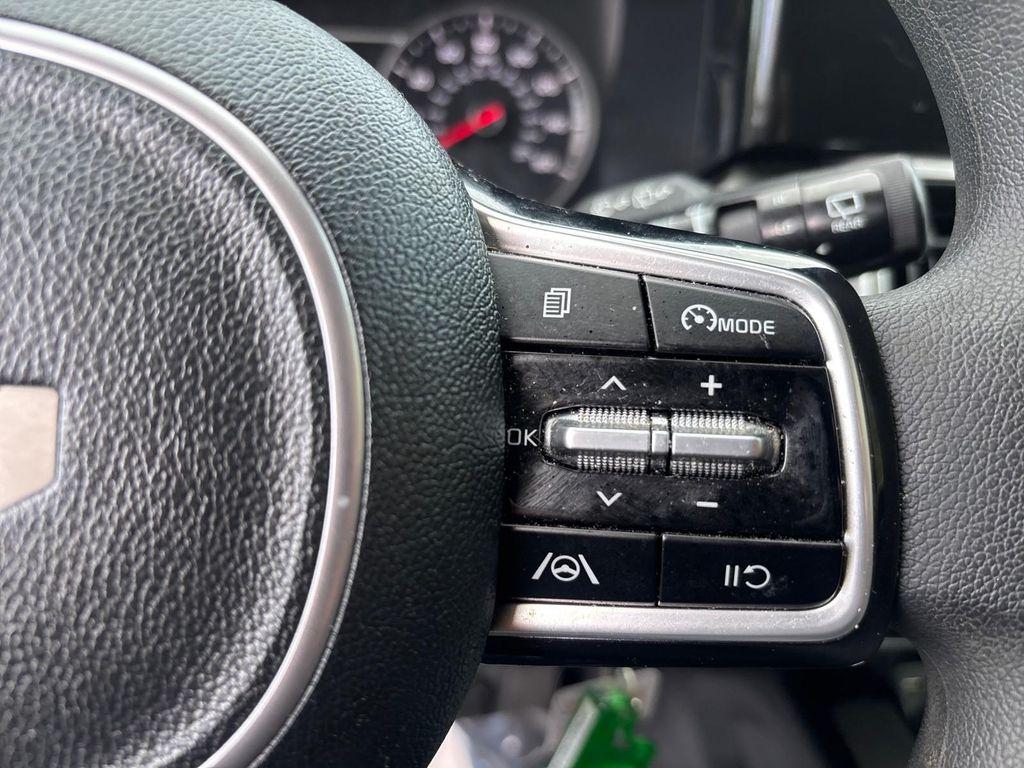 used 2022 Kia Sorento car, priced at $21,399