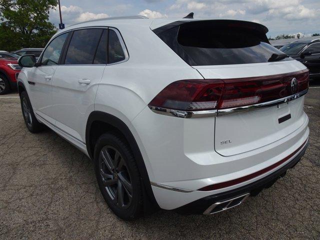 new 2024 Volkswagen Atlas Cross Sport car, priced at $52,751