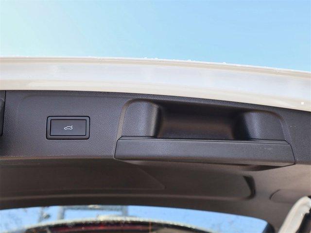 new 2026 Volkswagen Atlas car, priced at $57,398