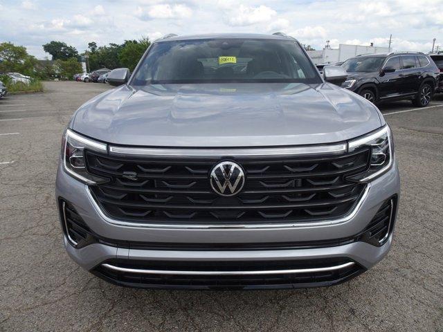 new 2024 Volkswagen Atlas Cross Sport car, priced at $51,726