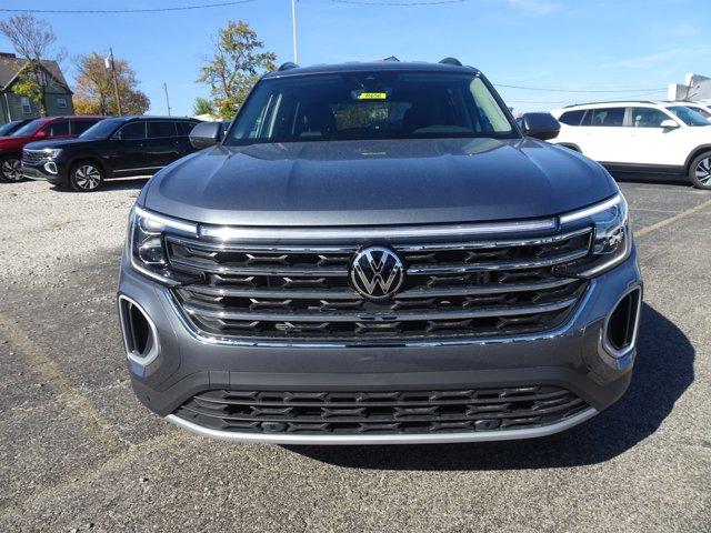 new 2024 Volkswagen Atlas car, priced at $45,796