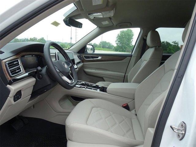 new 2025 Volkswagen Atlas car, priced at $46,032