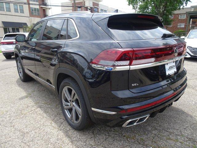 new 2024 Volkswagen Atlas Cross Sport car, priced at $51,743