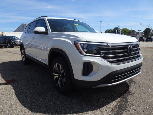 new 2024 Volkswagen Atlas car, priced at $42,060