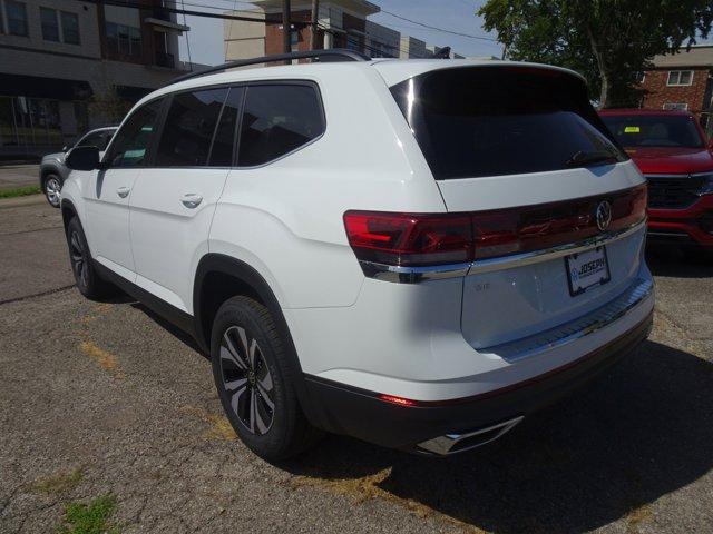 new 2024 Volkswagen Atlas car, priced at $42,060