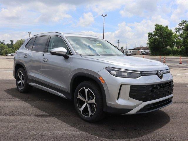 new 2025 Volkswagen Tiguan car, priced at $37,121