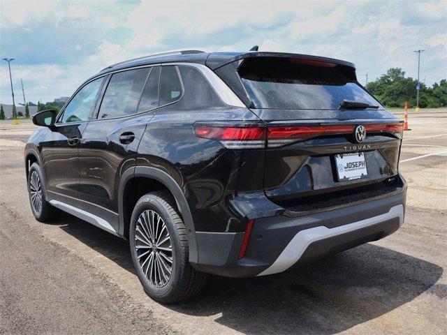 new 2025 Volkswagen Tiguan car, priced at $33,126