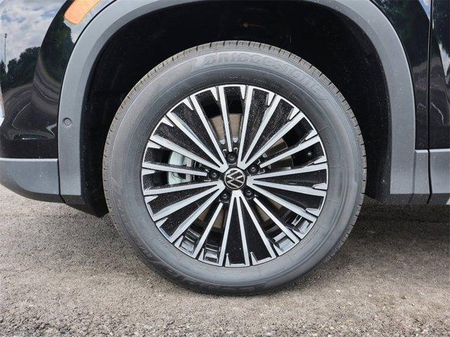 new 2025 Volkswagen Tiguan car, priced at $33,126