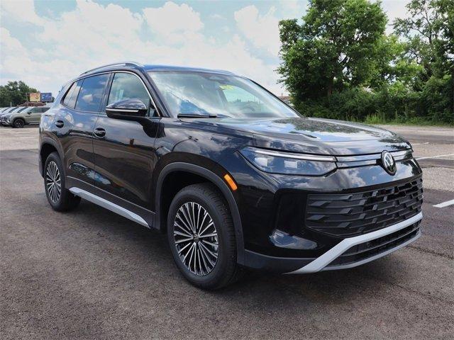 new 2025 Volkswagen Tiguan car, priced at $33,126