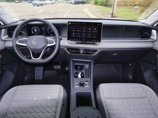 new 2025 Volkswagen Tiguan car, priced at $33,882