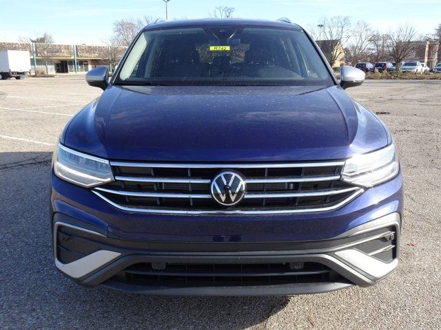 new 2024 Volkswagen Tiguan car, priced at $33,061