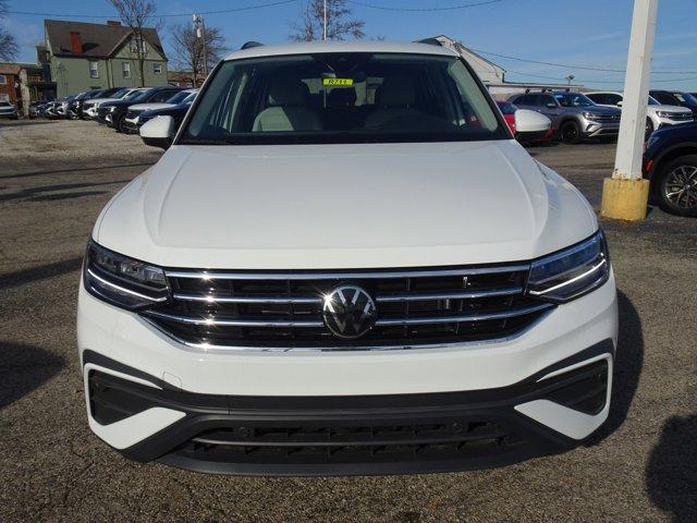 new 2024 Volkswagen Tiguan car, priced at $31,016