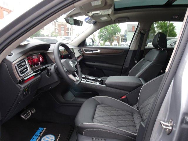 new 2025 Volkswagen Atlas car, priced at $55,841