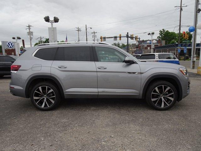 new 2025 Volkswagen Atlas car, priced at $55,841