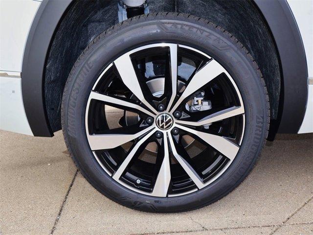 new 2026 Volkswagen Atlas car, priced at $58,093