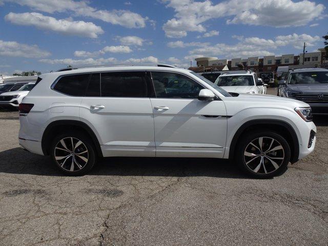 new 2024 Volkswagen Atlas car, priced at $55,741