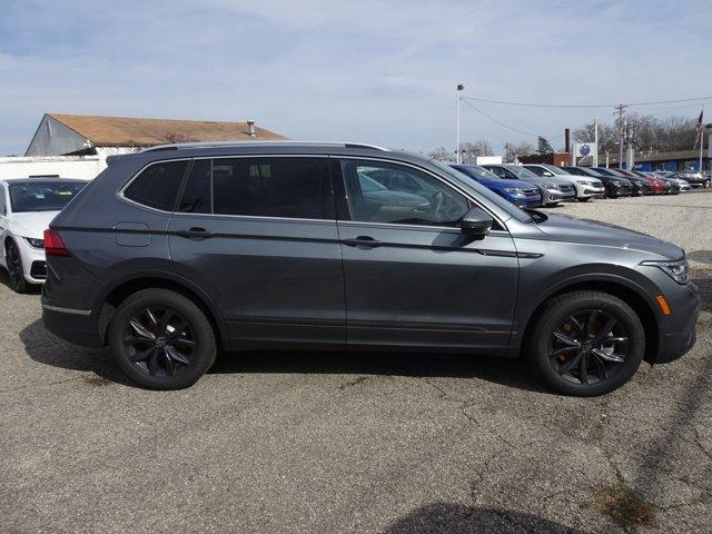 new 2024 Volkswagen Tiguan car, priced at $35,834