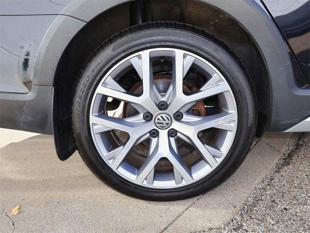 used 2017 Volkswagen Golf Alltrack car, priced at $13,460