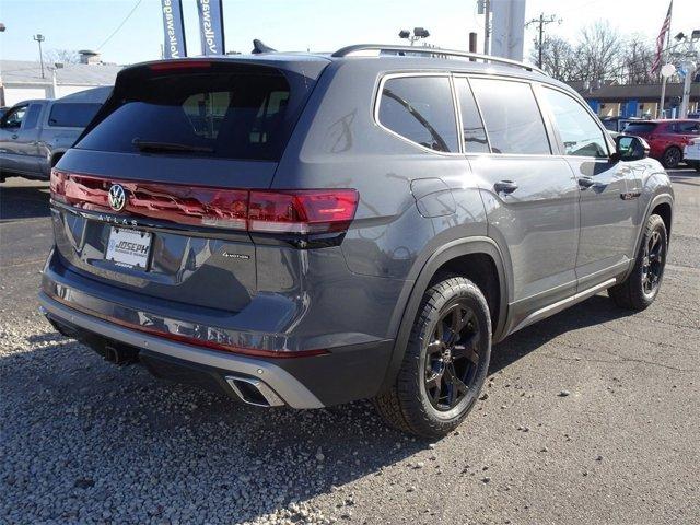 new 2025 Volkswagen Atlas car, priced at $49,341