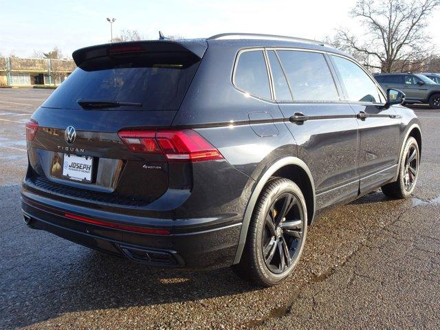 new 2024 Volkswagen Tiguan car, priced at $38,913