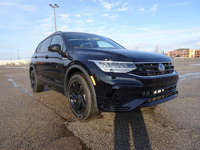 new 2024 Volkswagen Tiguan car, priced at $38,913